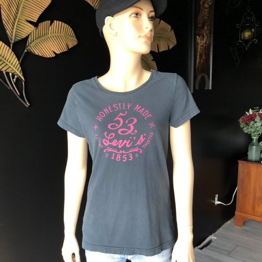 Faded Black Short-Sleeve Levi's T-Shirt